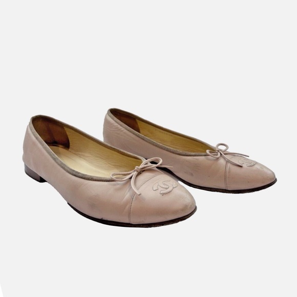 Chanel Beige Leather CC Ballet Flats - Picture 2 of 7